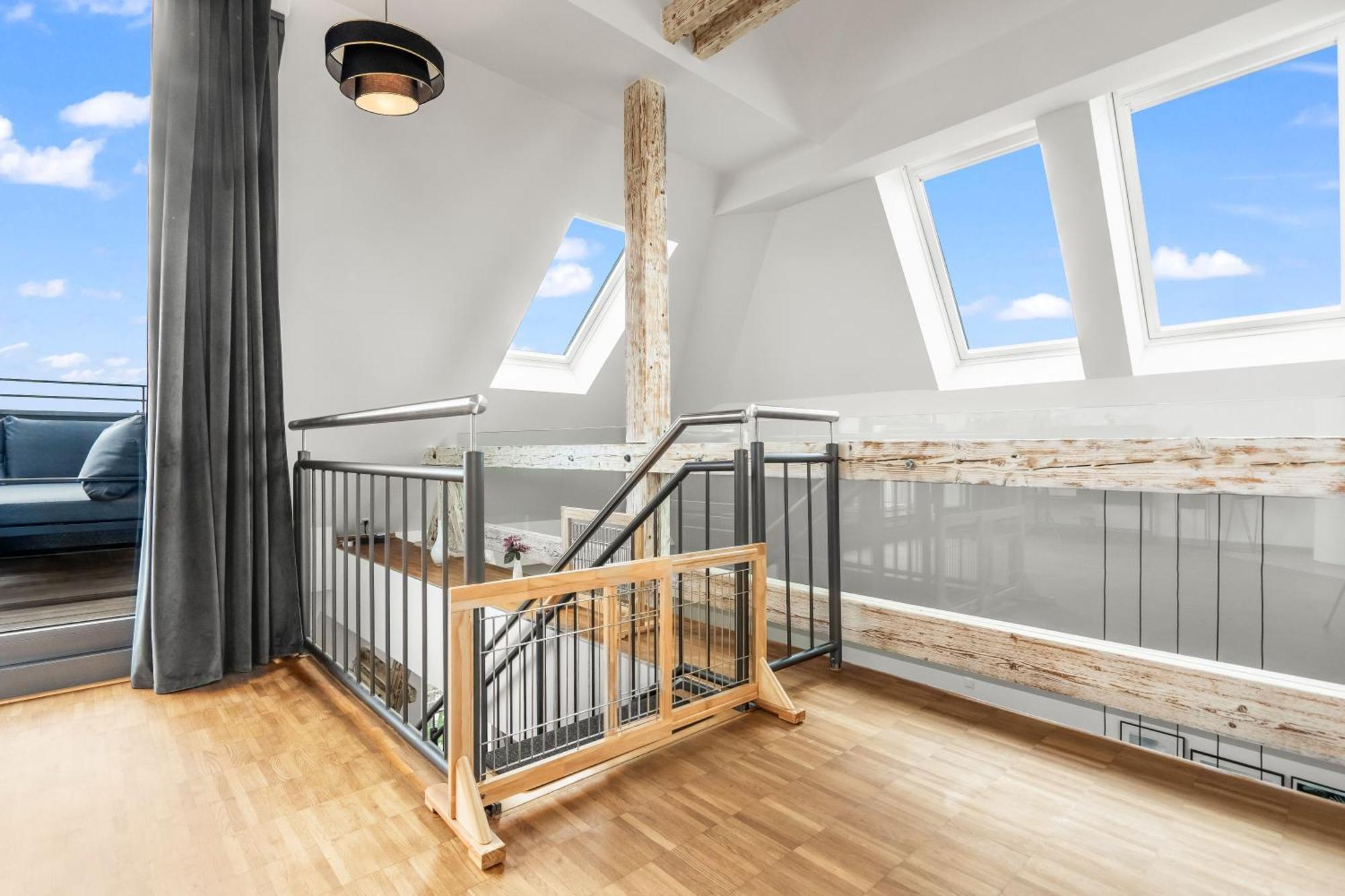 Dnd Design Loft I 170Qm I Parken I Balkon I Workstation I Netflix I Kaffee I Waschmaschine I Trockner I Xbox I Ausblick Würzburg Exterior foto